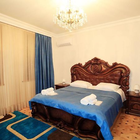 Old District Apartment Kutaisi Bagian luar foto
