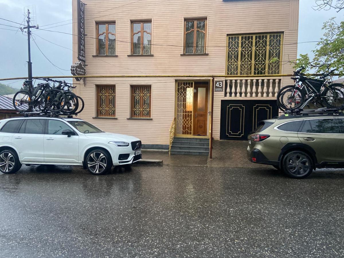 Old District Apartment Kutaisi Bagian luar foto
