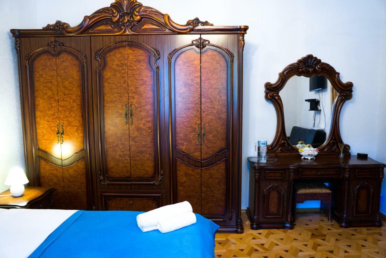 Old District Apartment Kutaisi Bagian luar foto