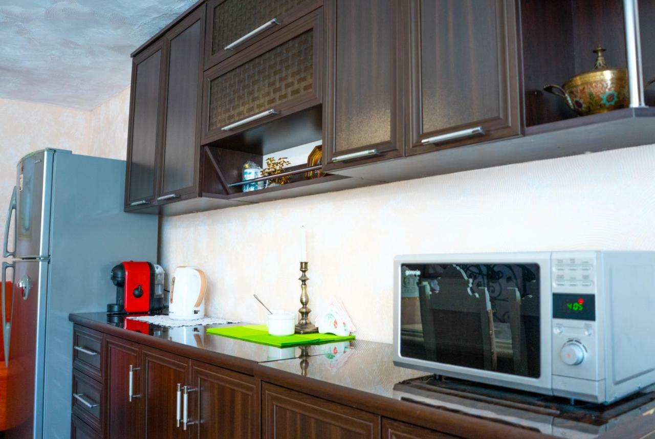 Old District Apartment Kutaisi Bagian luar foto